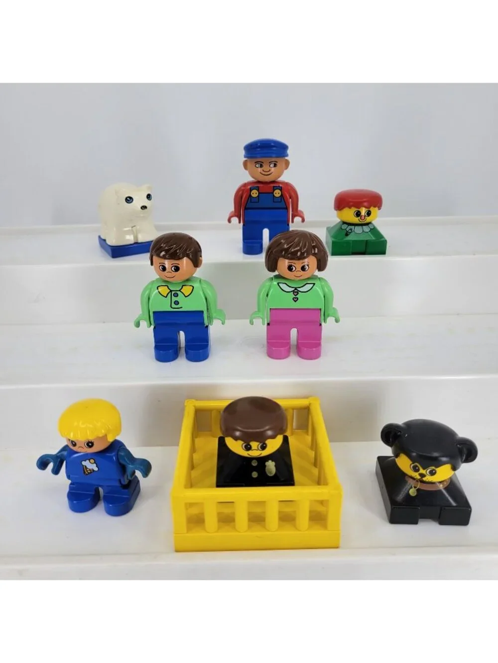 Vintage Lego Duplo Lot - Family Mom Dad Kids Baby Dog Clown PlayPen Polar Bear
